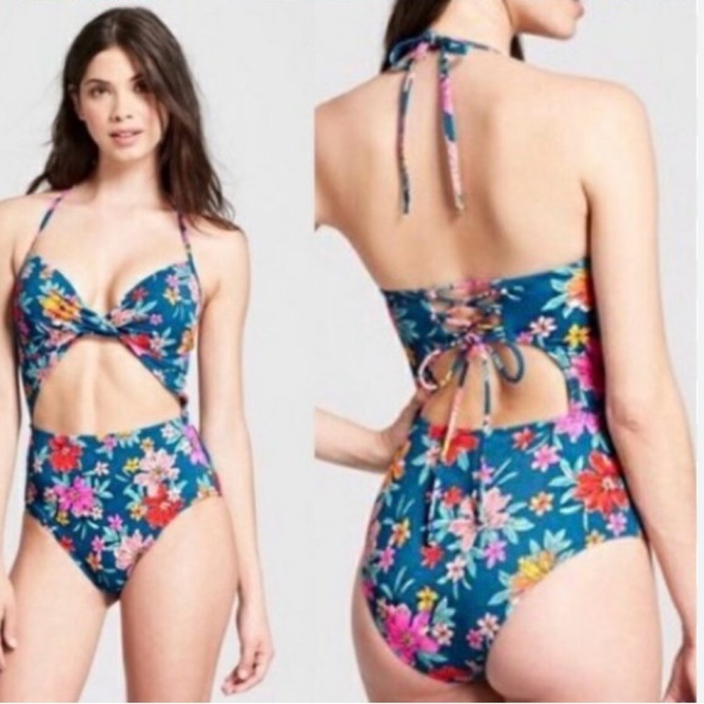Shade Shore size‎ 38B one piece swimsuit.cut out middle tie, neck lace up back